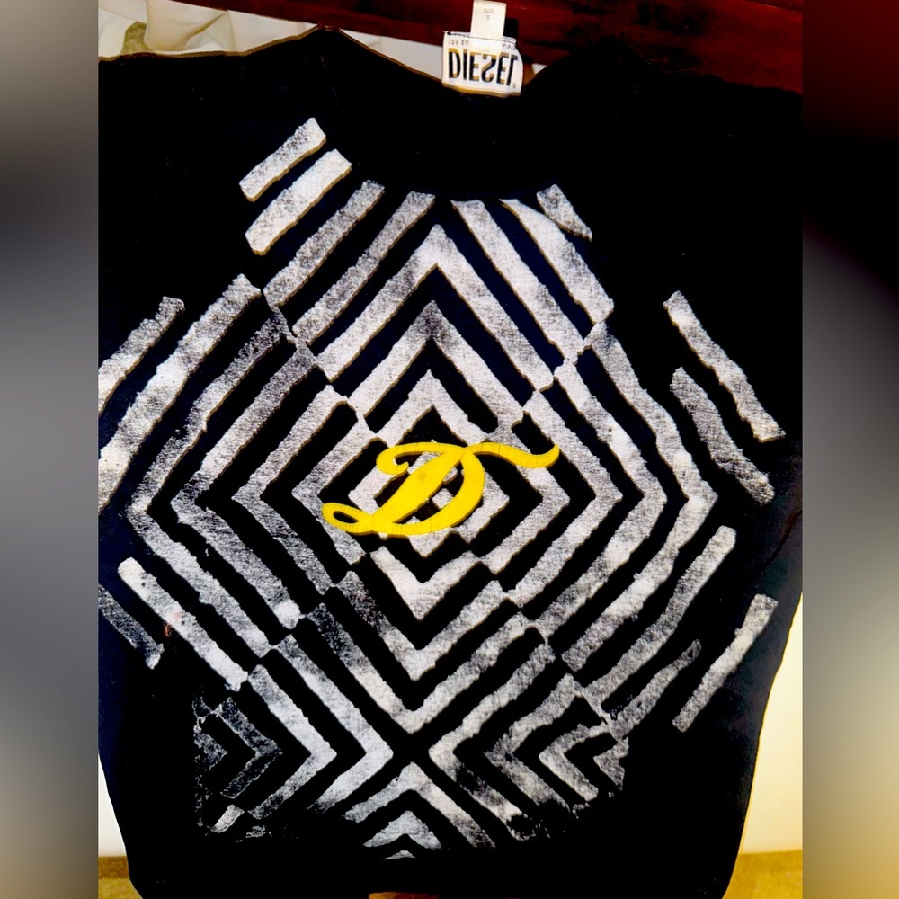 DIESEL T-Uncutie Shirt (fairly worn)